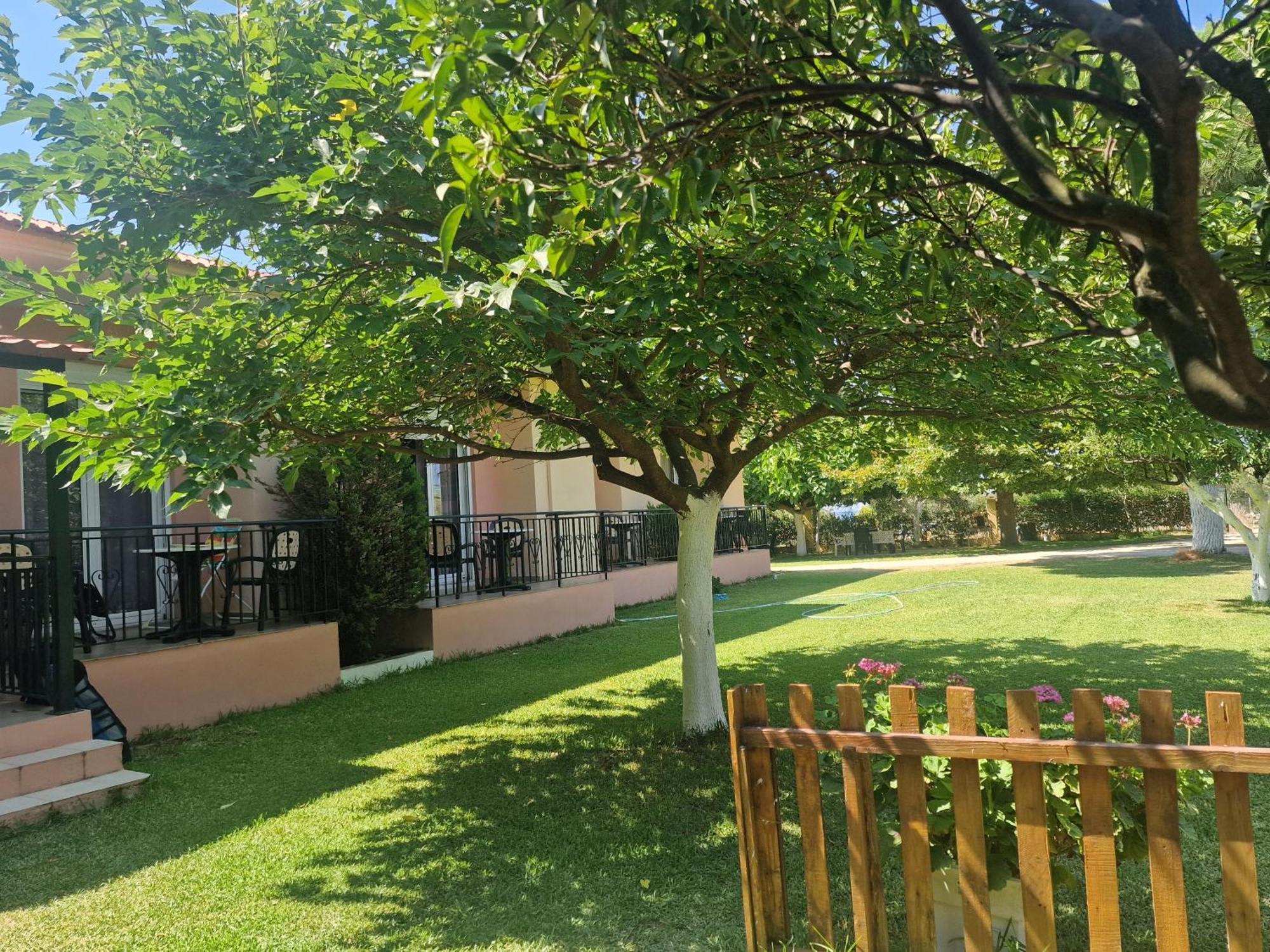 Lemi Apartments Ríza Esterno foto