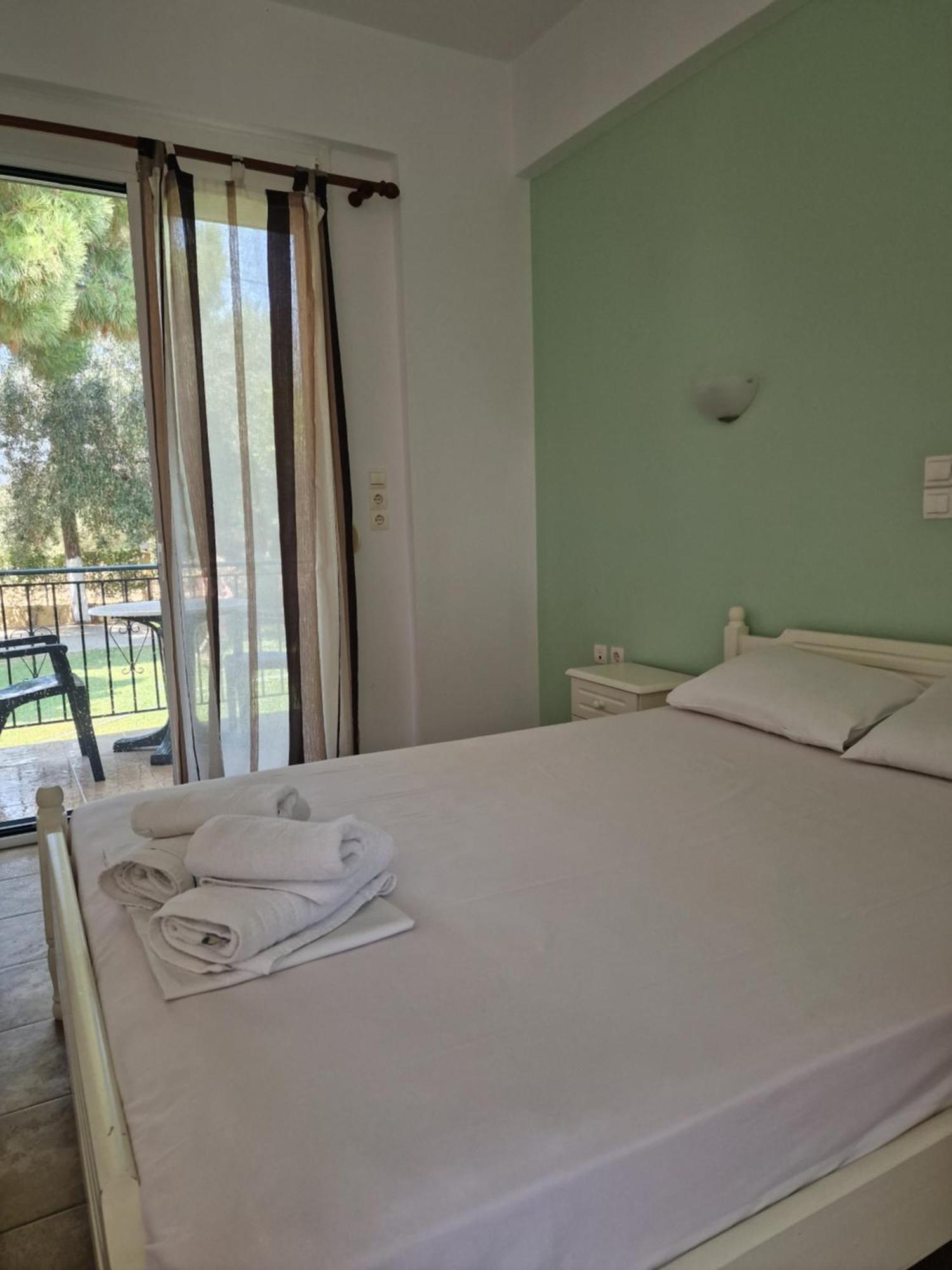 Lemi Apartments Ríza Esterno foto