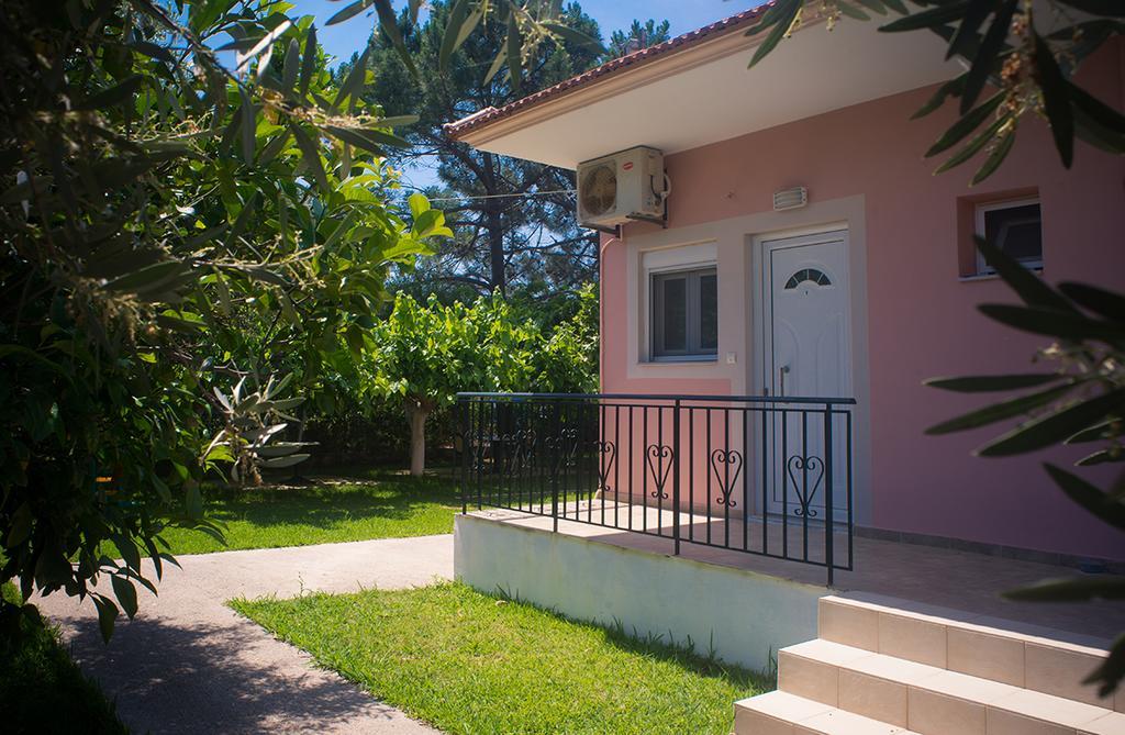 Lemi Apartments Ríza Esterno foto